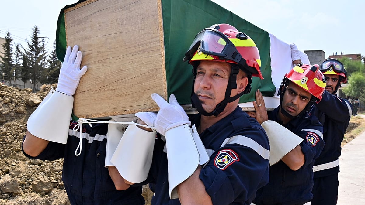 Algerian president seeks to impose death penalty on arsonists
