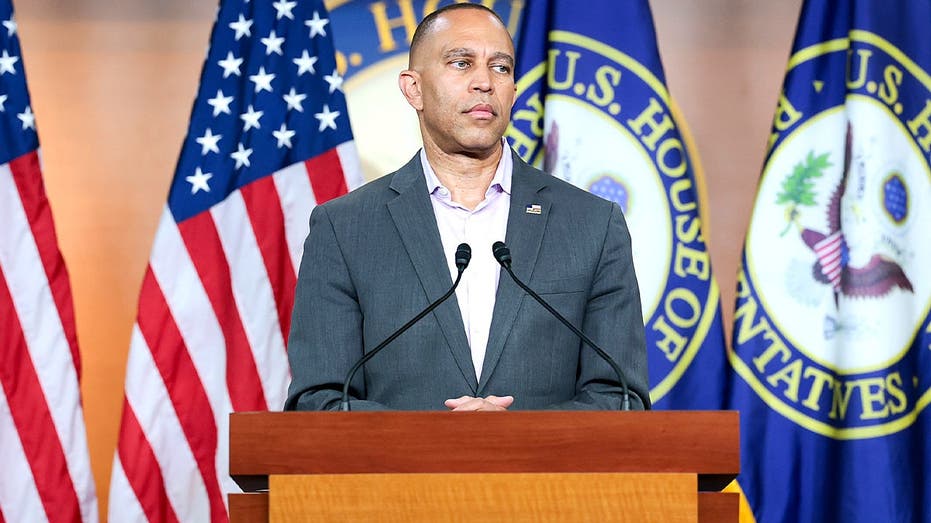 33 House Dems break with Jeffries as party fractures over Israel