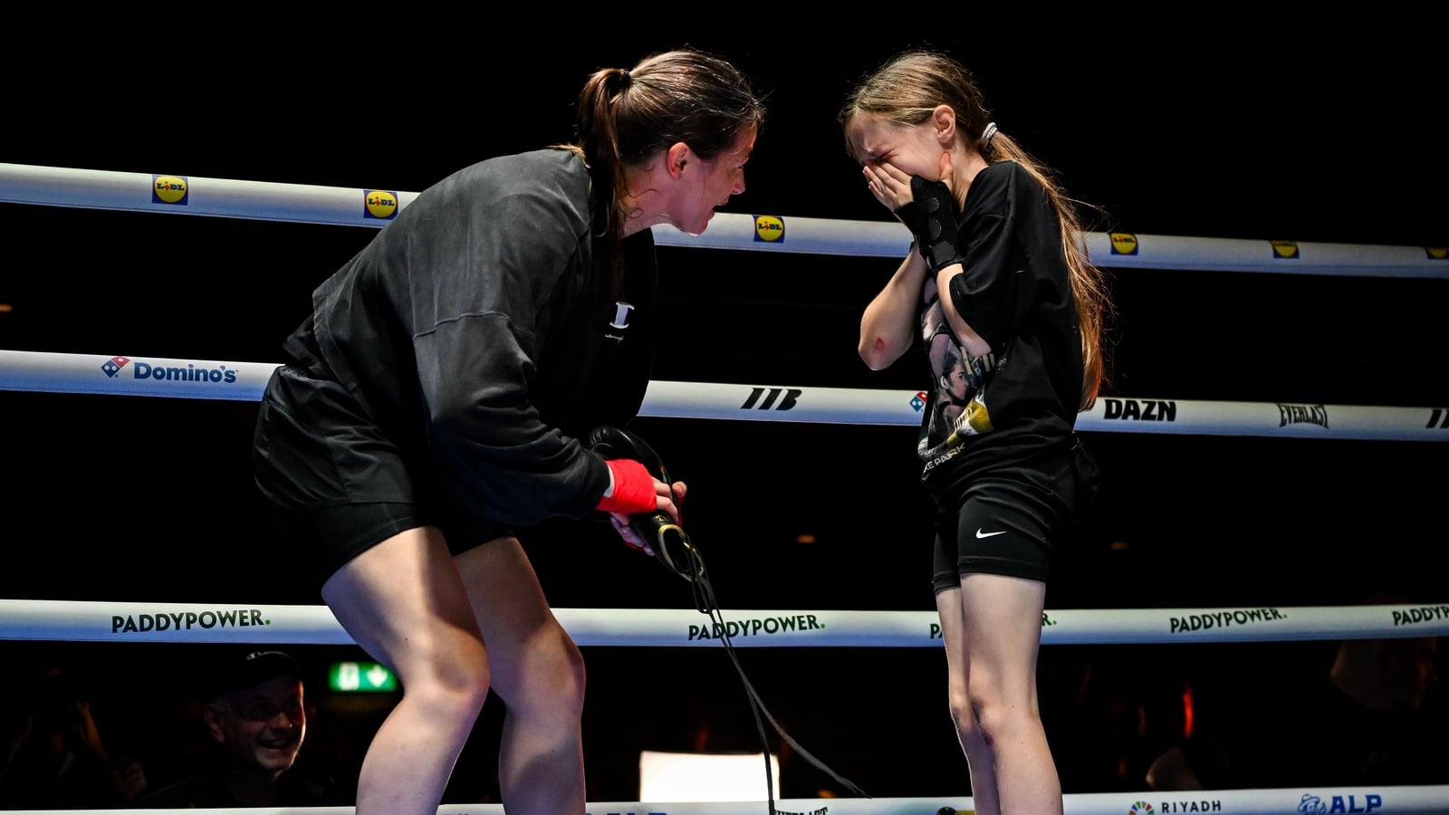 '40 is the new 30' - Taylor limbers up in public workout