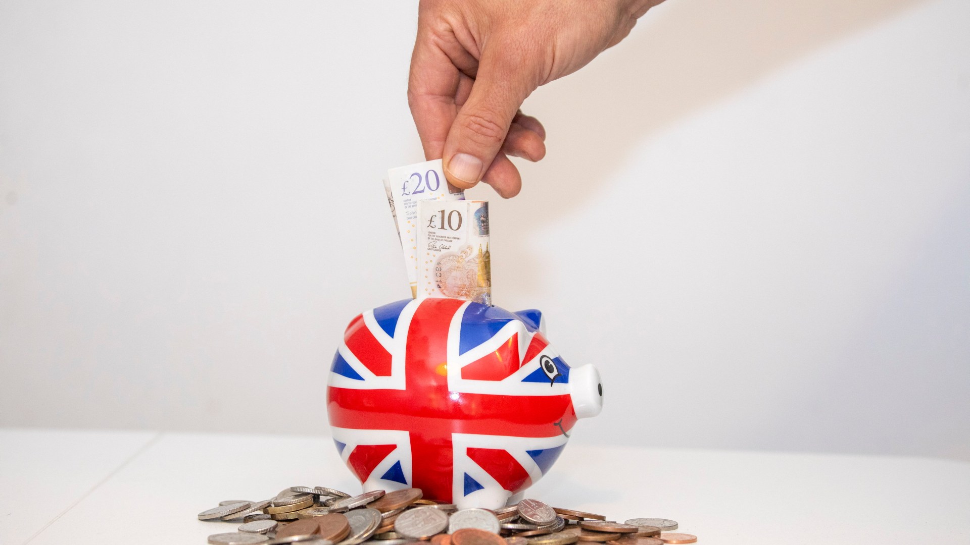 A fifth of parents haven’t put money aside to support their kids into adulthood, new poll finds