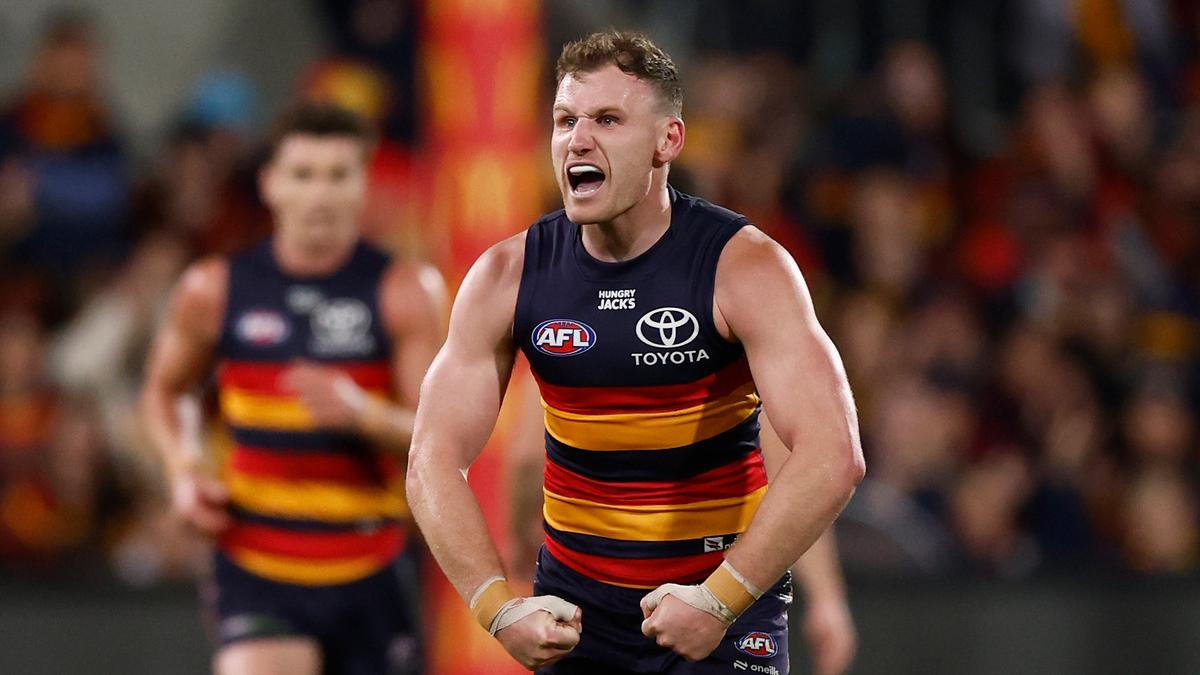 AFL Finals: Adelaide Crows beat Western Bulldogs at Adelaide Oval