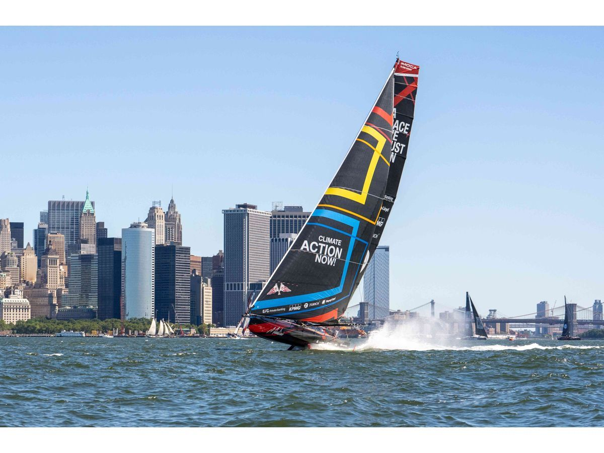 After Tuiga it’s the turn of Malizia 4 to fly Yacht Club de Monaco’s flag high in New York