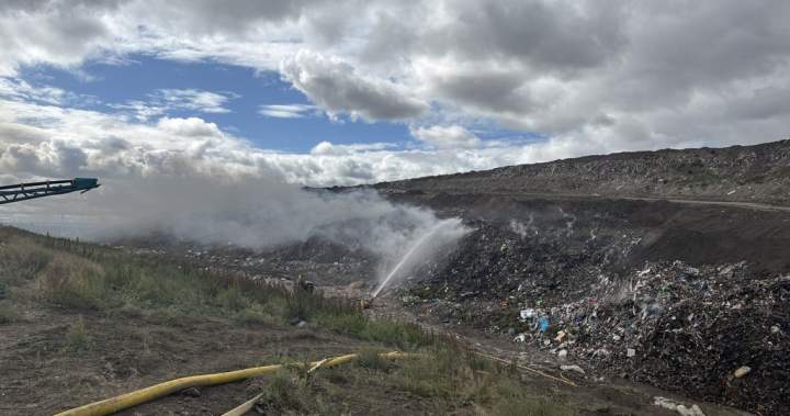 Air quality data to be released on smoke from stubborn Calgary landfill fire