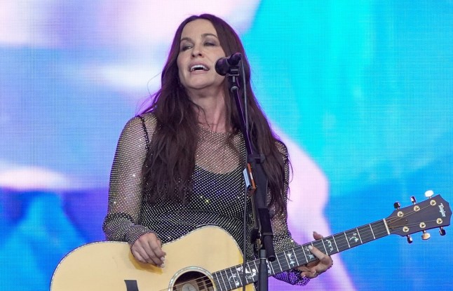 Alanis Morissette sues tour manager over alleged plot to frame her for drug trafficking
