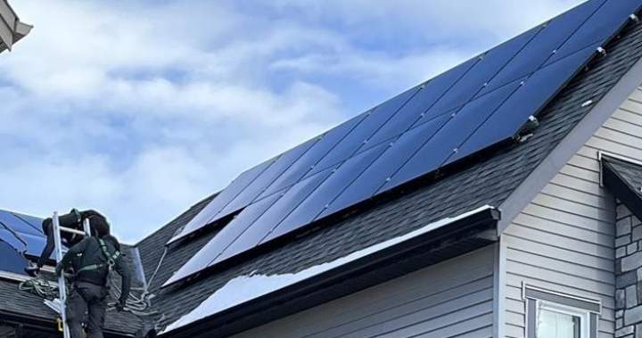 Alberta introduces $14 solar panel recycling fee, landfill ban