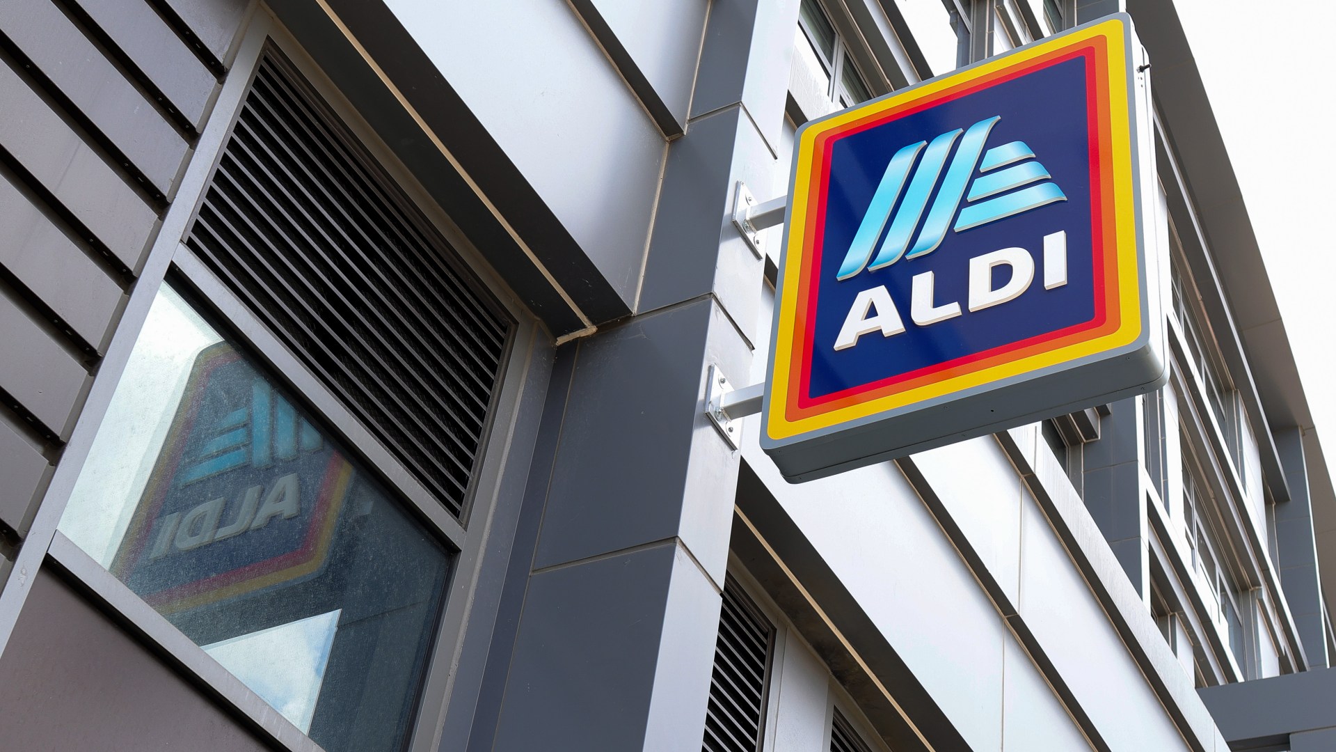 Aldi’s KitchenAid dupe makes a triumphant return to shelves – and it’s £344 cheaper than posh version