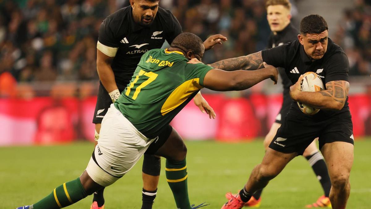 All Blacks shake up the pack for South Africa Test