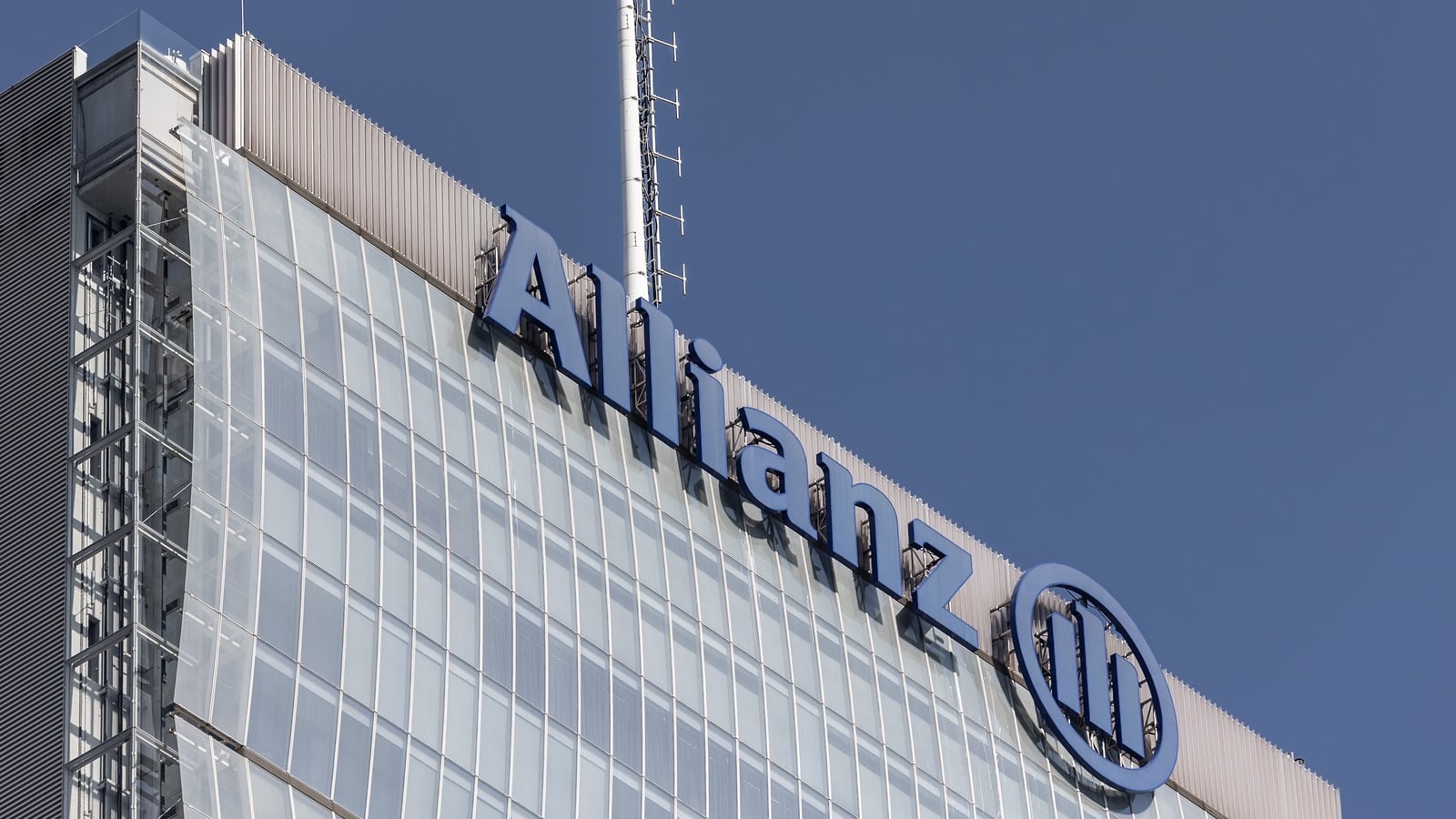 Allianz agrees to halt sponsorship of Spanish festival