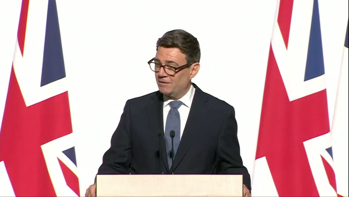 Andy Burnham jokingly compares Bayeux Tapestry story to own political career