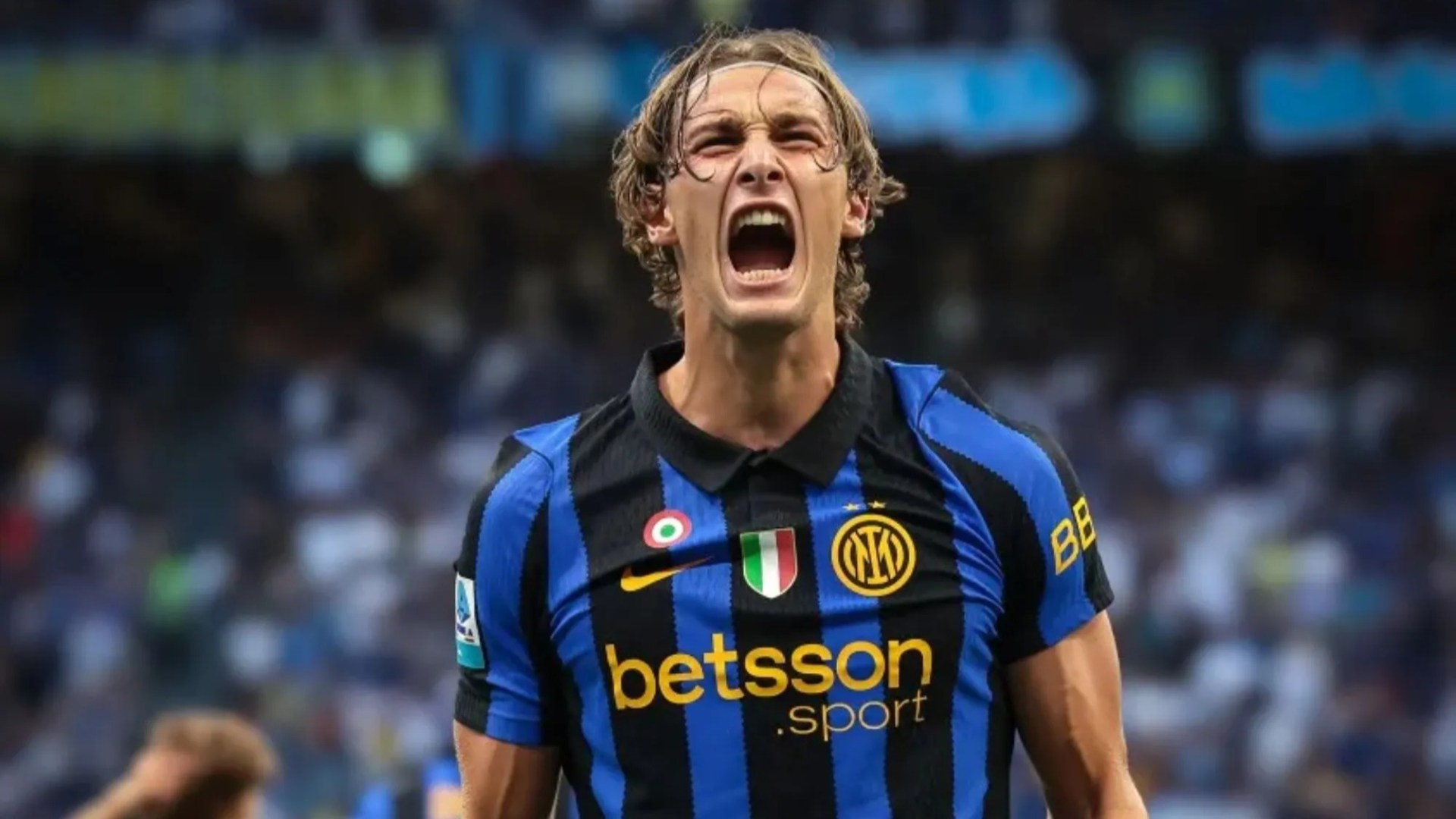 Arsenal and Man Utd ‘handed major transfer deadline day blow as Inter Milan striker Pio Esposito signs new contract’
