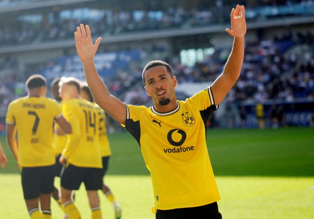 Arsenal loanee Ethan Nwaneri sparks reaction to Borussia Dortmund debut