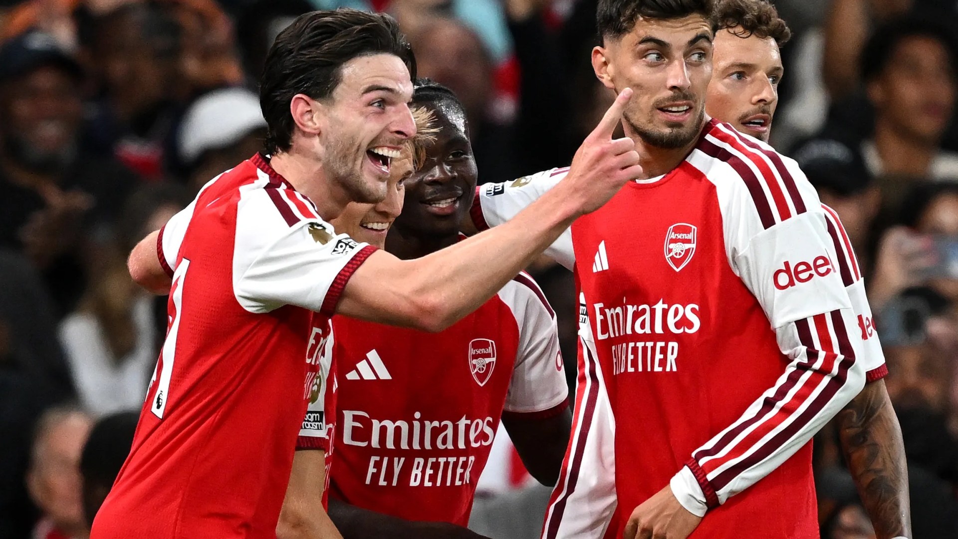 Arsenal make kit change not seen for four years in opening Champions League clash against Napoli