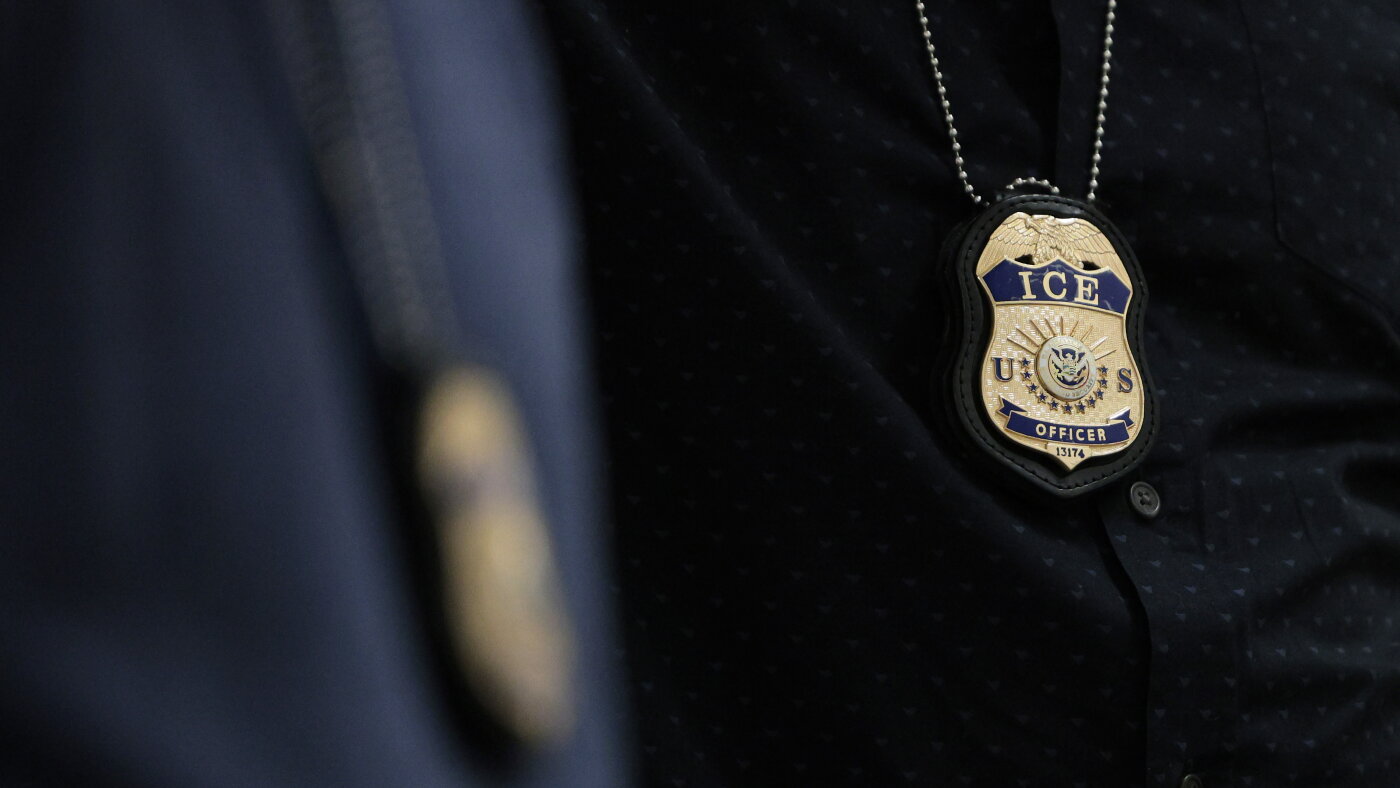 As Democratic-led states block ICE cooperation deals, local sheriffs push back in court