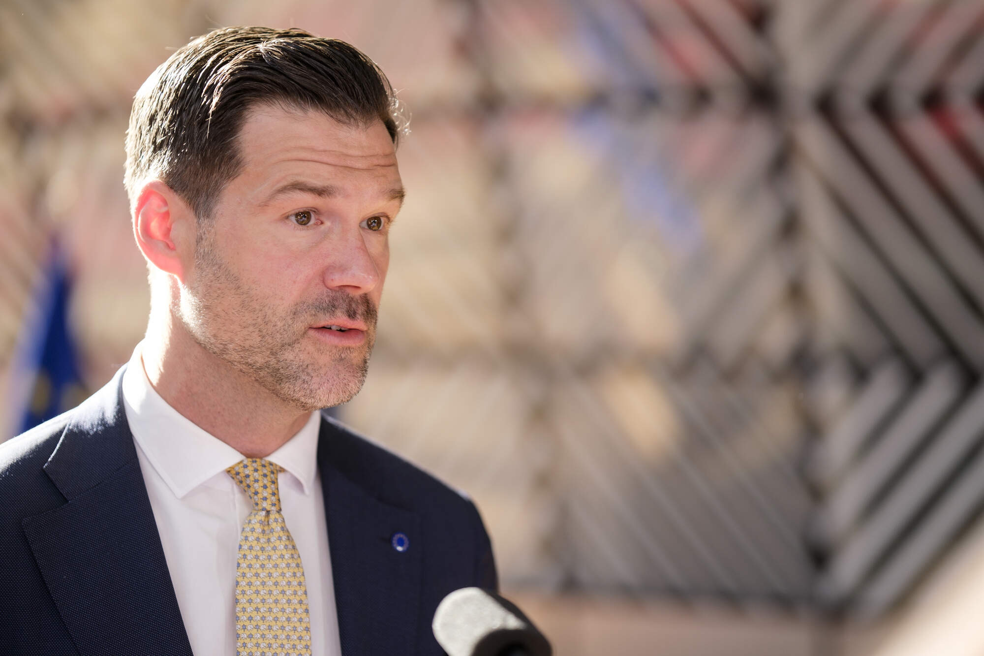 As election looms, Sweden’s government is offering immigrants five-figure sums to leave country