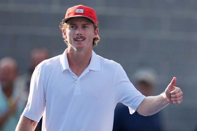 Aussie battler causes titanic upset at sweltering US Open