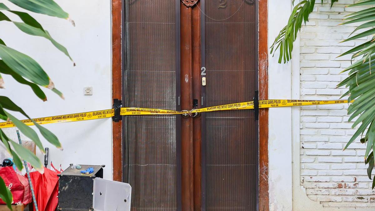 Bali CCTV probed after Australian, two kids found dead