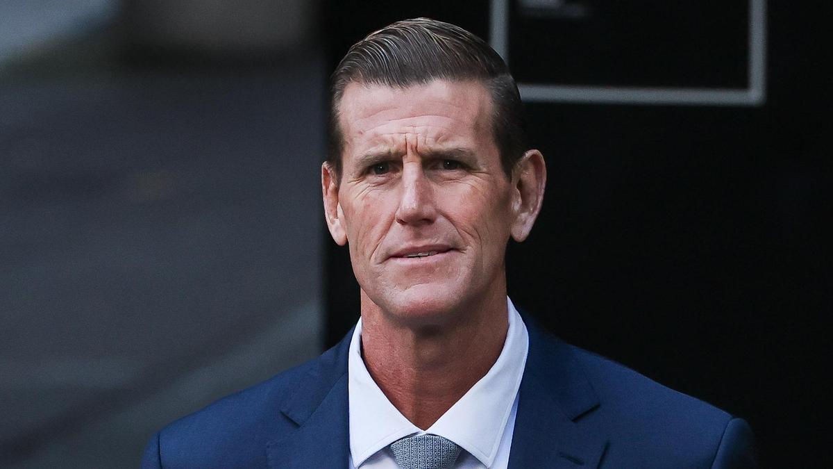 Ben Roberts-Smith war crimes trial: Investigators suppress names of 723 people listed in evidence