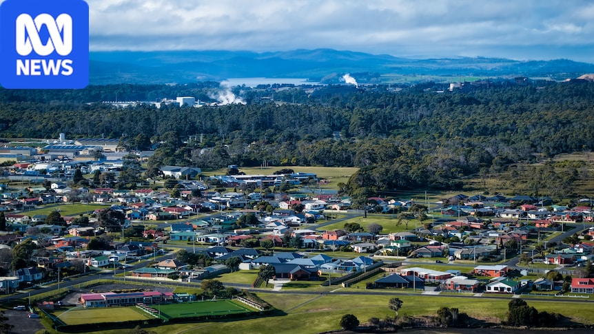 Billionaire's Tasmanian trainwreck has broken workers and marriages