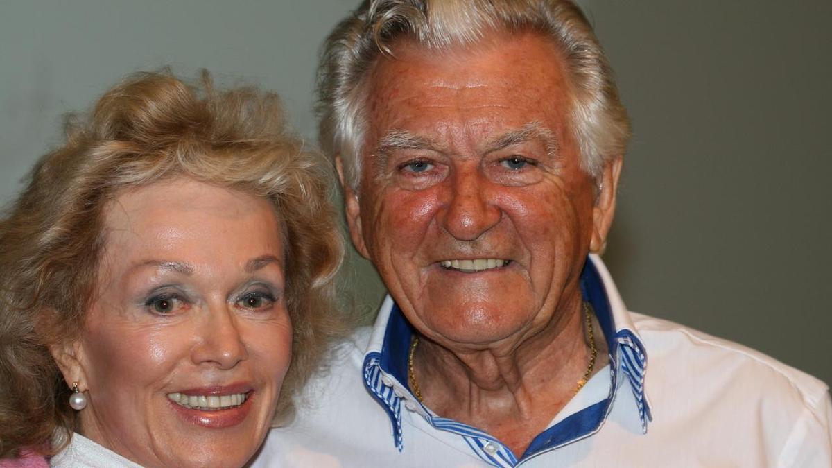 Bob Hawke's second wife Blanche d'Alpuget dies