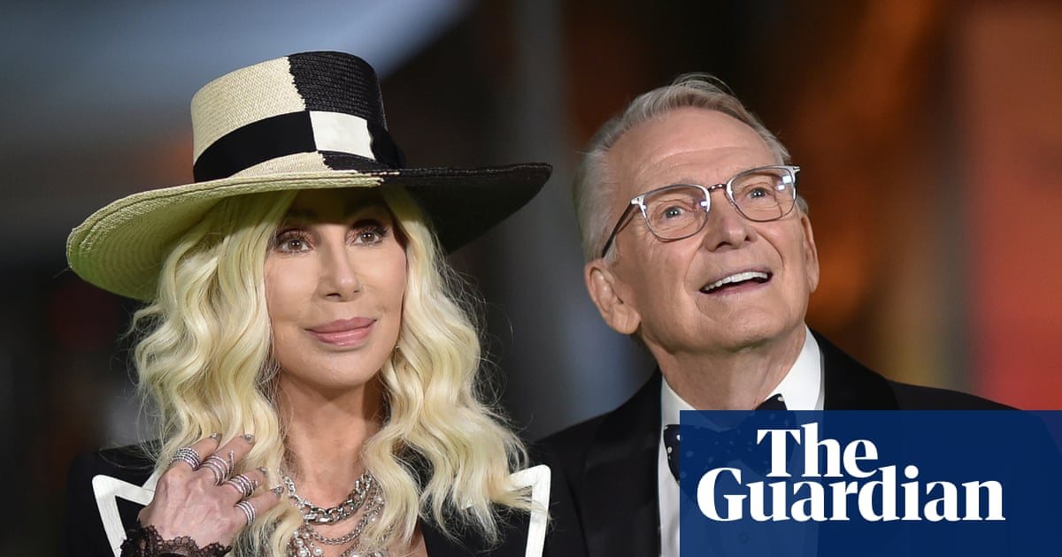 Bob Mackie, costume designer to stars daring to be noticed, dies aged 87