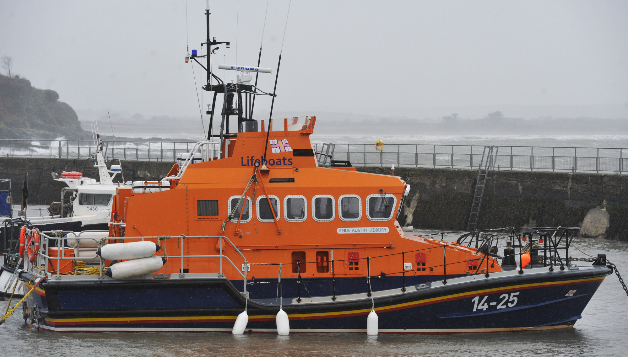 Body of well-known fisherman recovered from sea off West Cork following search