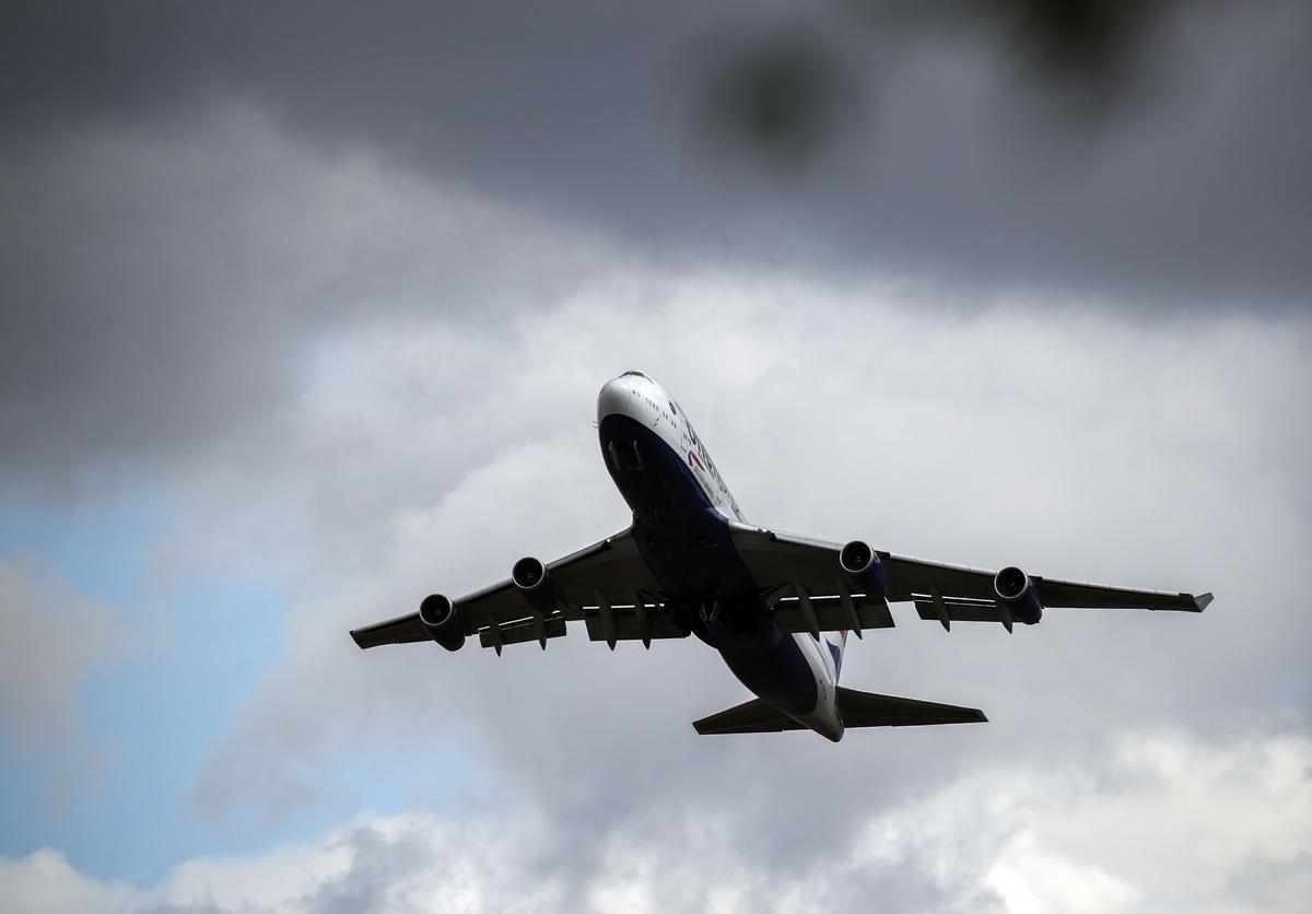 Boeing flight from Heathrow issues mid-air 'mayday' alert after electrical issues