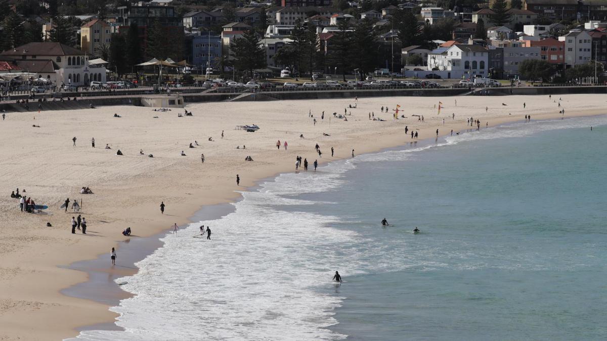 Bondi Beach tragedy as woman dies after being pulled from the surf
