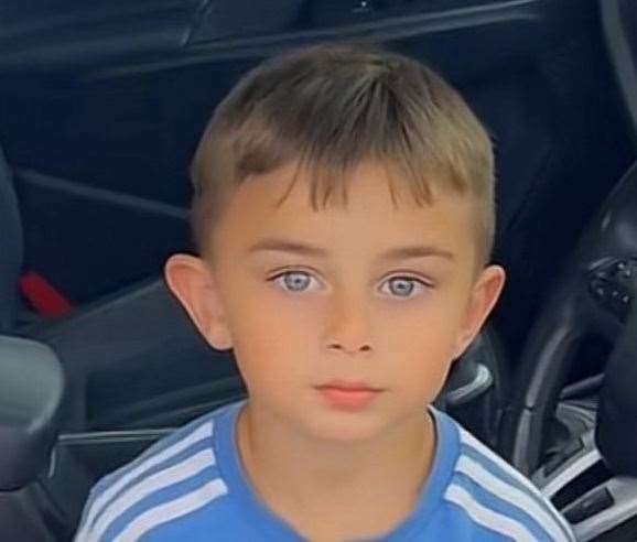 Boy, 4, is killed by bus while ‘playing chase’ with his brother