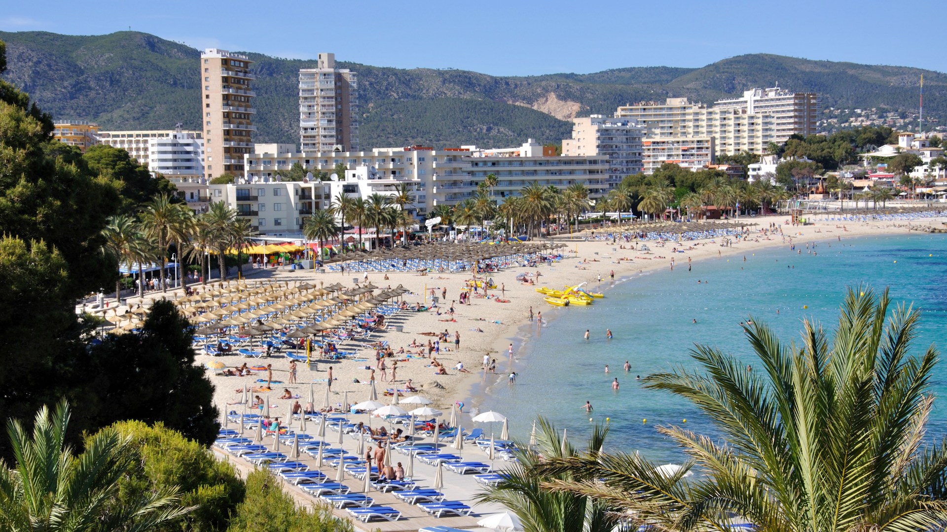 Brit ‘dine and dash’ couple arrested for ‘fleeing Magaluf restaurant without paying bill while on holiday’
