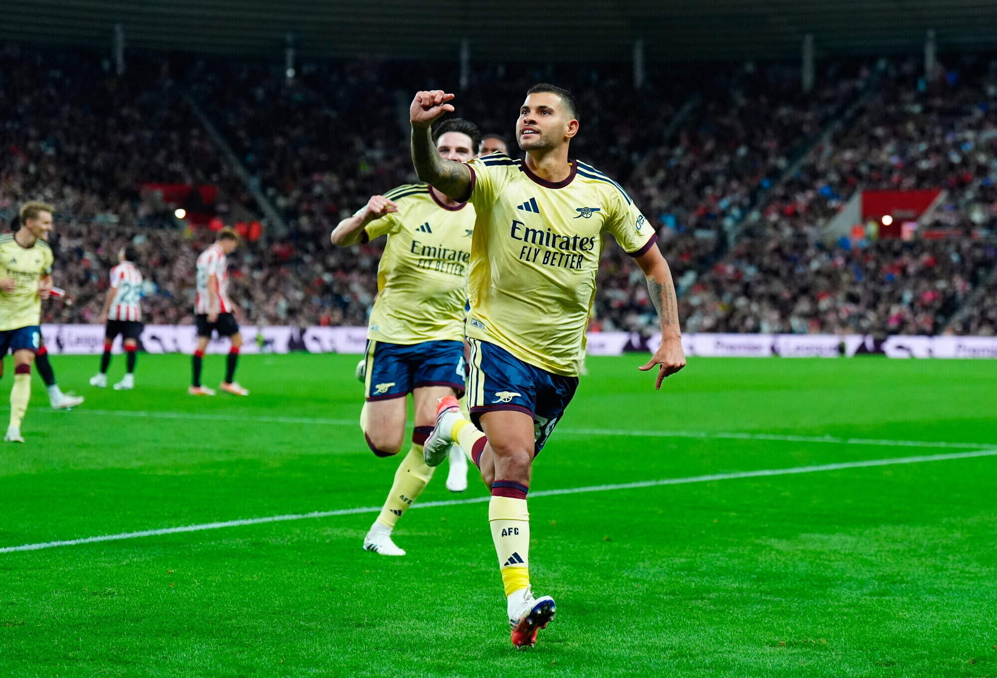 Bruno Guimaraes silences the boos as he fires a stunning goal to set up Arsenal’s win at Sunderland