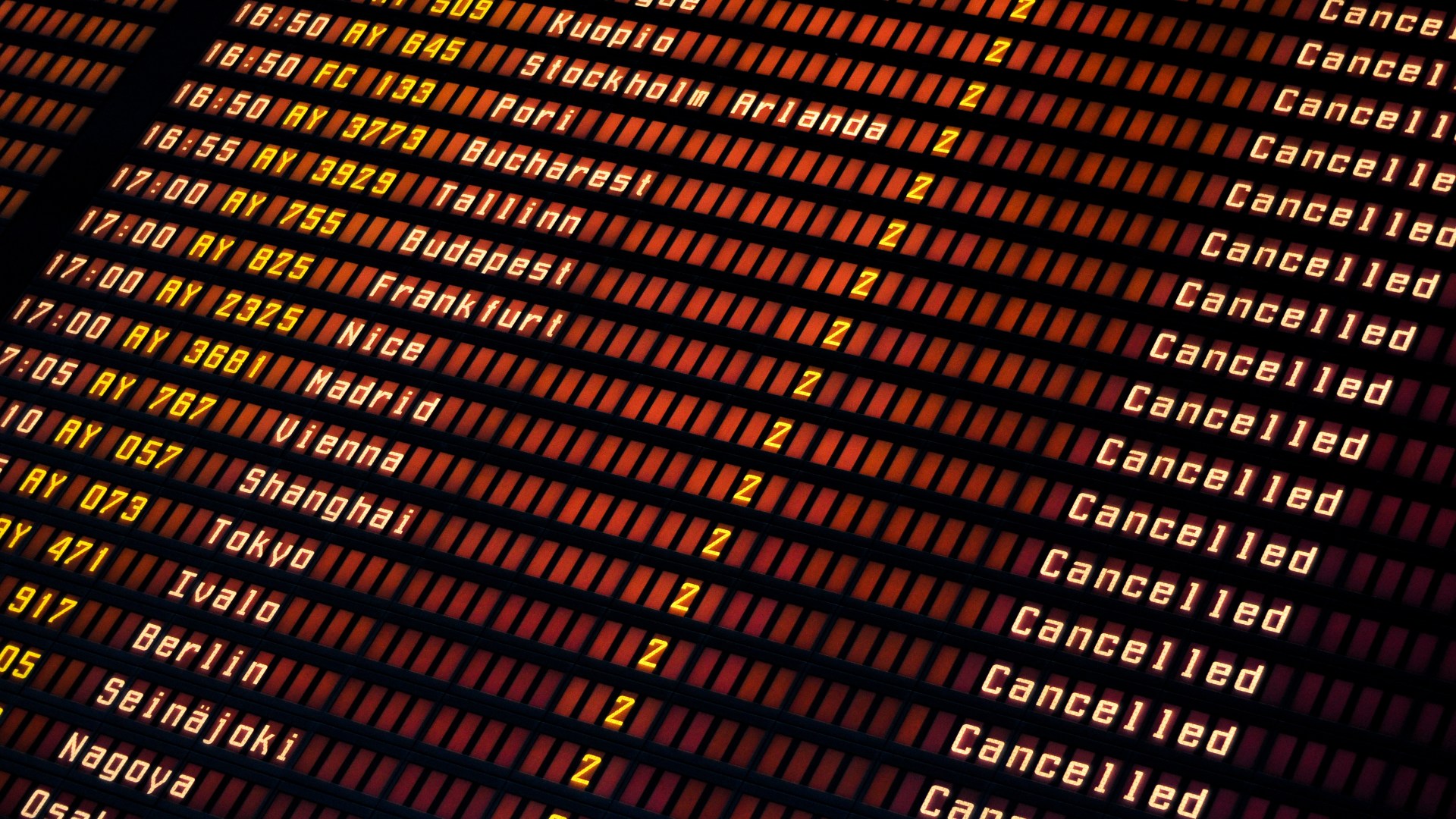 Budget airline wants YOU to pay them if your flight is delayed