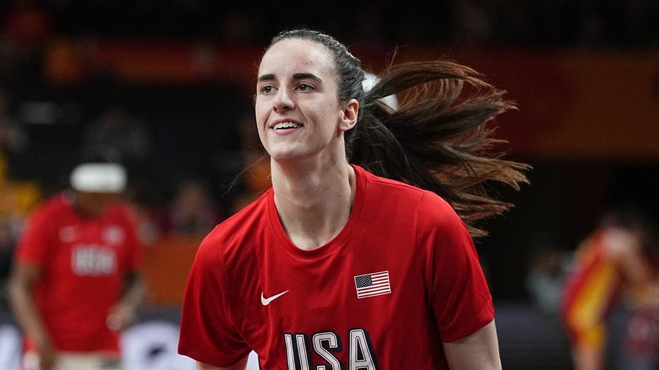 Caitlin Clark not in Team USA's starting 5 for FIBA Women's Basketball World Cup opener vs China