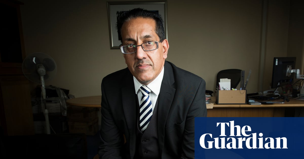 Cambridge University asks former chief crown prosecutor to open Arday review