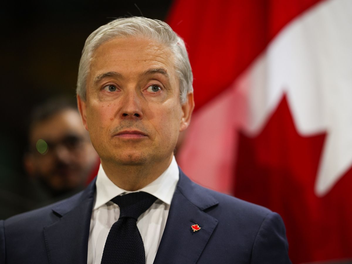 Canada can ride out global bond rout, Finance Minister says