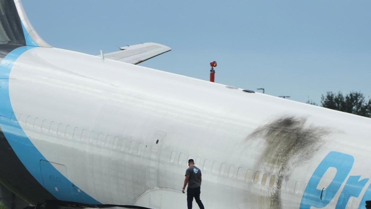 Cargo jet's runway crash killed five on ground in Miami