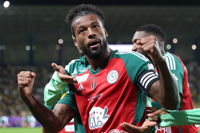 Chelsea in talks to sign former Liverpool star on free transfer