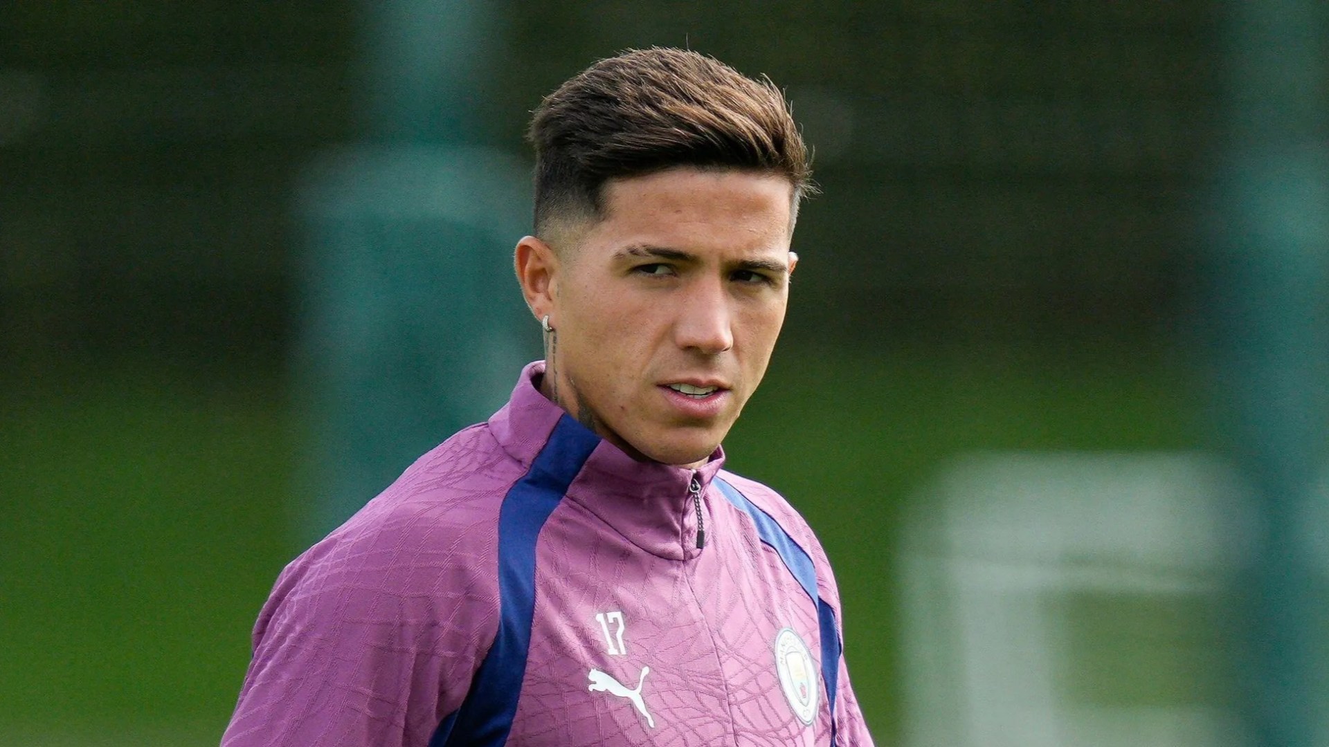 Chelsea ‘made shock late transfer move for Fulham midfielder Sander Berge to replace Enzo Fernandez’