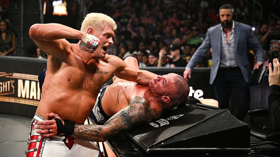 Cody Rhodes comes to a crossroads after losing to Randy Orton at WWE Sunday Night's Main Event
