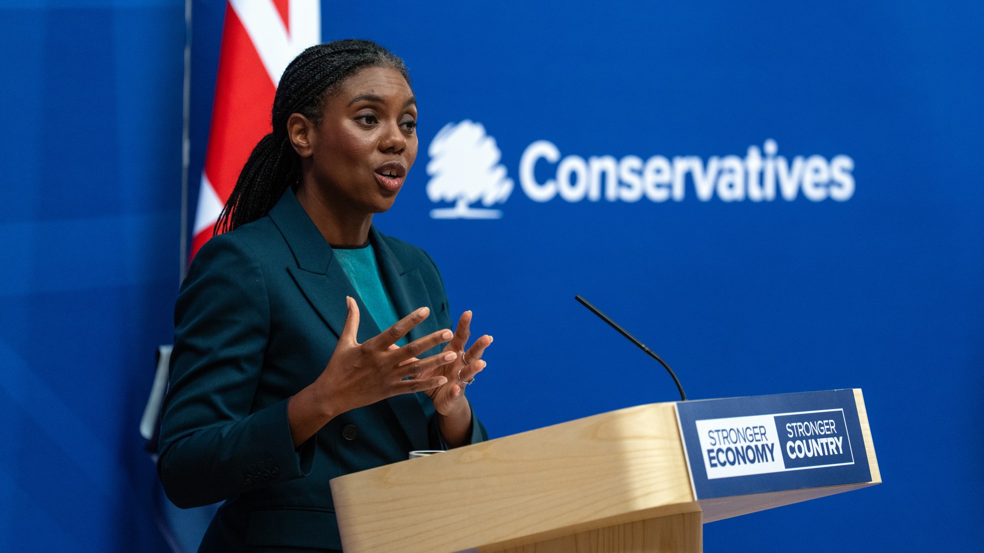Conflict is coming & we must act NOW, Kemi says – as she tells PM to call election if he doesn’t hike defence spending