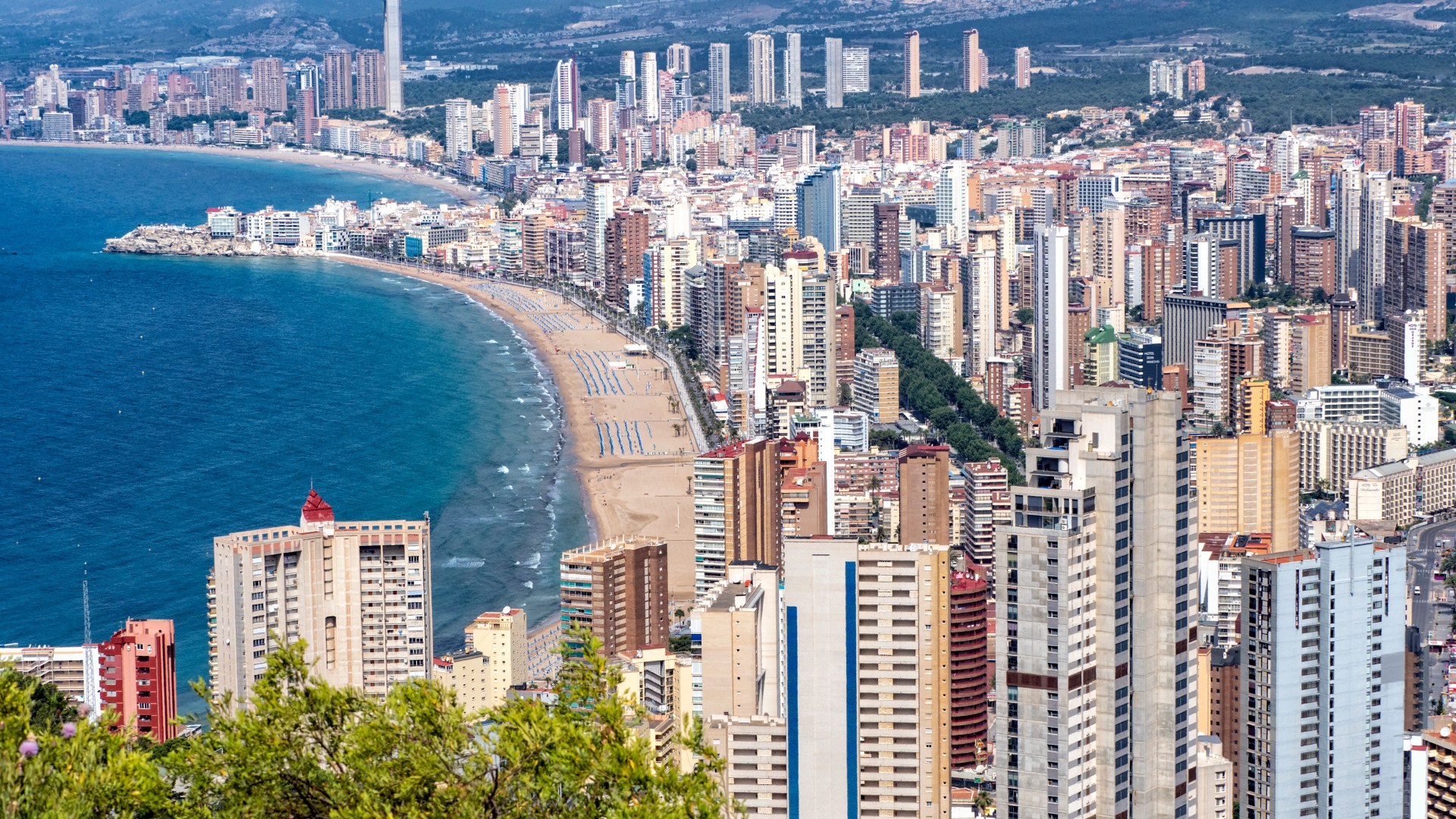 Cost of foreign holidays to soar by £100s thanks to Net Zero just days after PM approved UK ‘tourist tax’