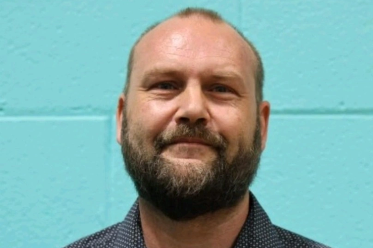 Councillor becomes first politician in the country to defect from Reform to Labour