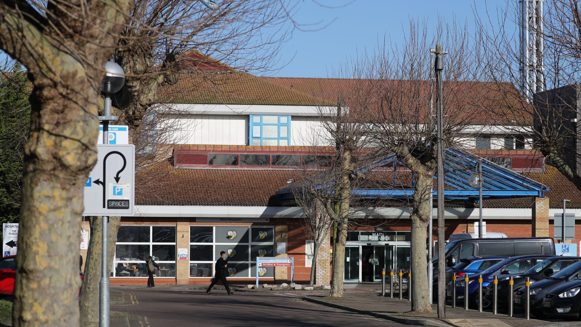 Dead BODY left on display at major NHS hospital after door deliberately left open in heatwave
