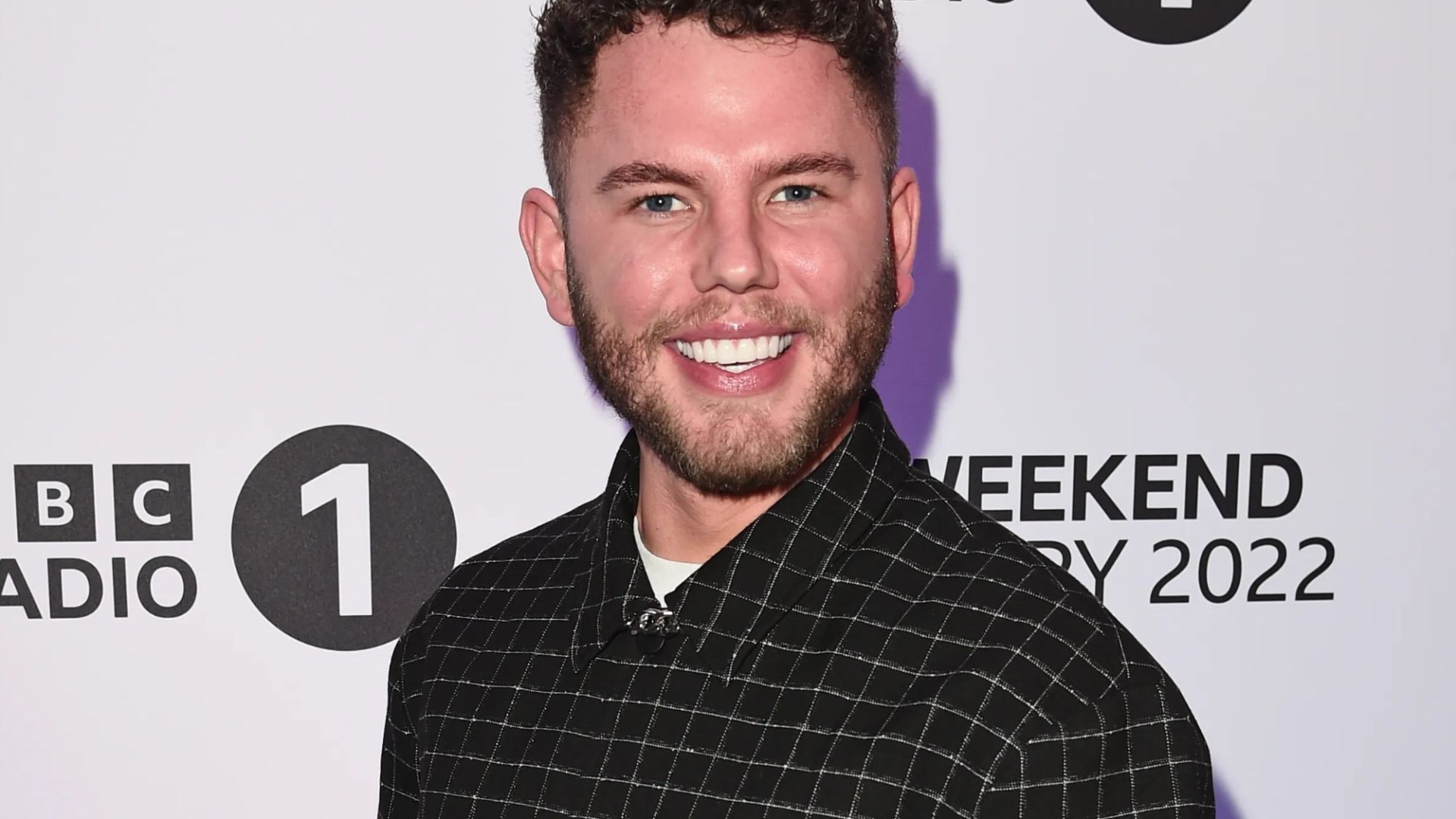 Dean McCullough breaks down in tears as he signs off final Radio 1 show after 6 years – and hints he’s secured a new gig
