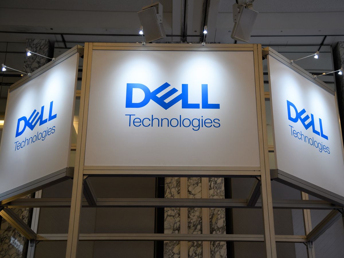 Dell shares rise after boosting sales outlook by US$25 billion