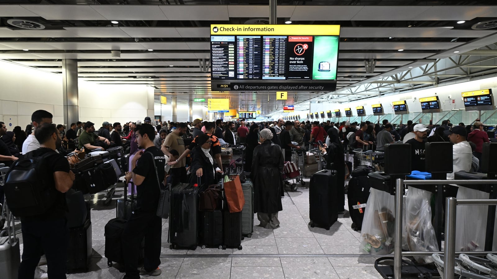 Disruption to departing flights at major UK airports