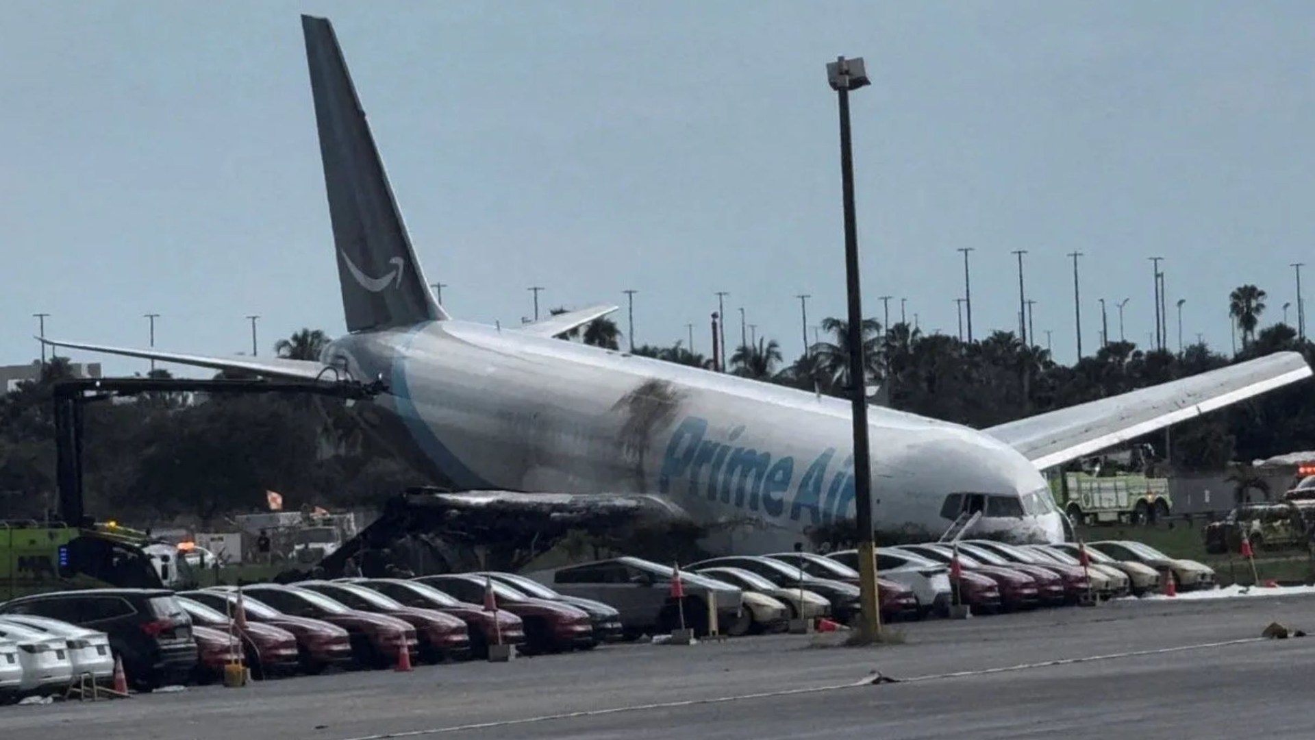 Distressing audio reveals chaotic scene after Amazon plane crash in Miami that left 5 dead & victims trapped in cars
