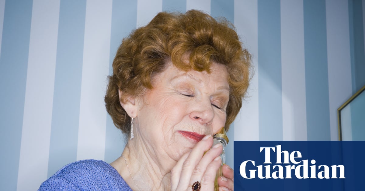 Do people really smell different as they get older? The truth behind ‘old person smell’