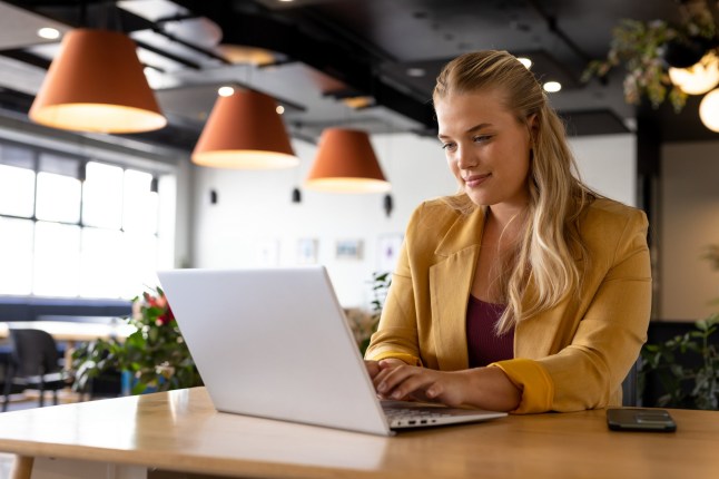 Do this before handing in your notice — or risk being unemployed