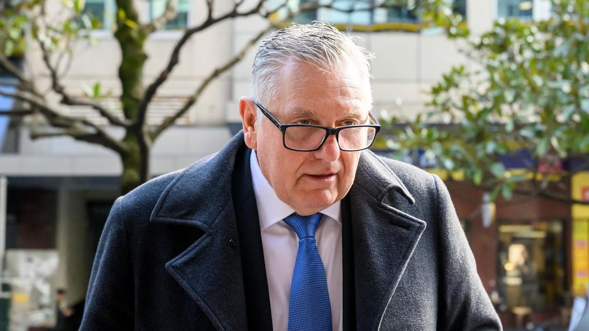 'Dog': Hadley's explosion at Jones over assault claim