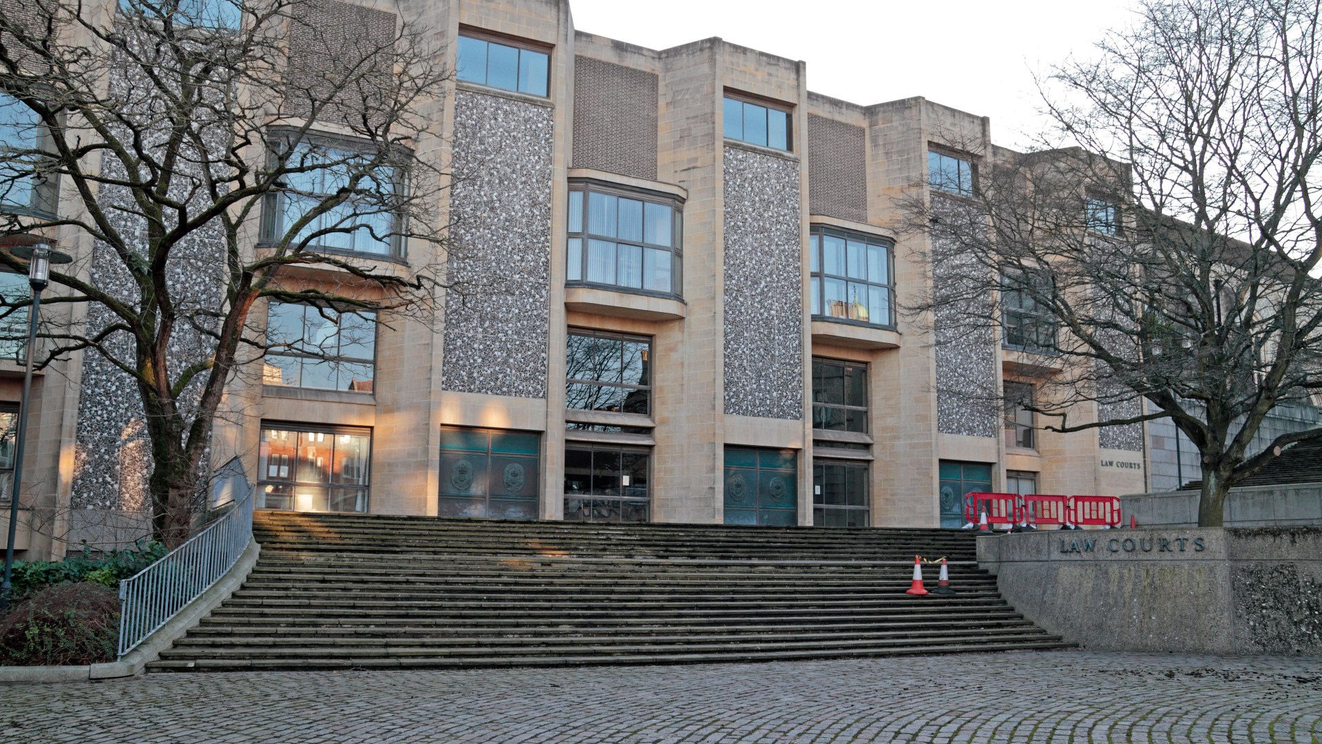 Drug dealer illegal migrant who entered UK with fake name 10 years ago avoids jail as wife has depression & chronic pain